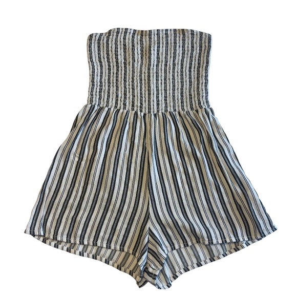 Garage Pants - Garage Striped Smocked Romper Strapless Casual Comfy Black White S